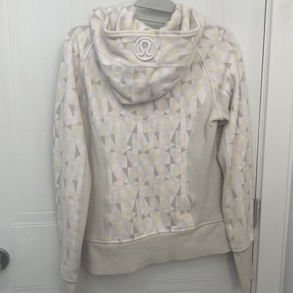 Lululemon Scuba Zipper Hoodie size 6 - Picture 9 of 13